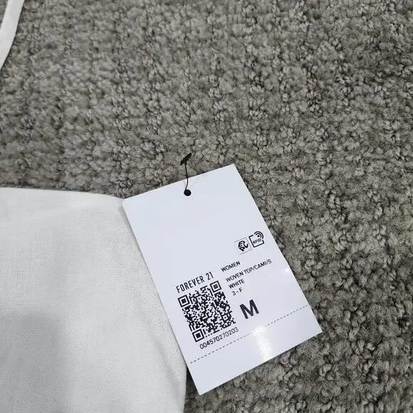 Forever 21 White Ruched Crop Top Cami with Adjustable Straps NWT Size Medium - Picture 5 of 7